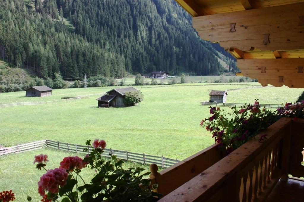 Landhaus Alpensonne Нойщифт им Щубайтал Екстериор снимка