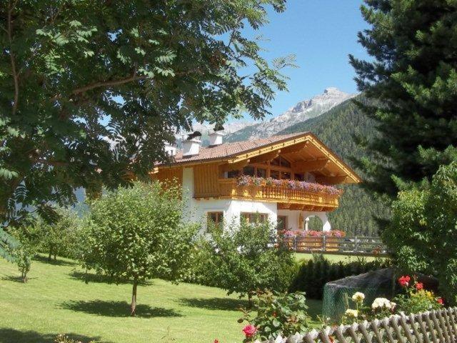 Landhaus Alpensonne Нойщифт им Щубайтал Екстериор снимка