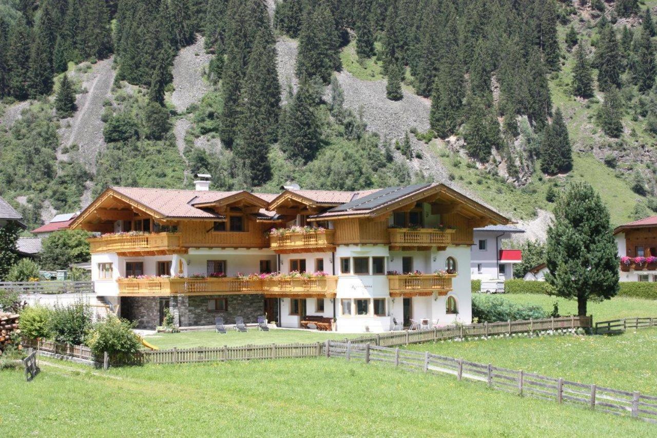 Landhaus Alpensonne Нойщифт им Щубайтал Екстериор снимка