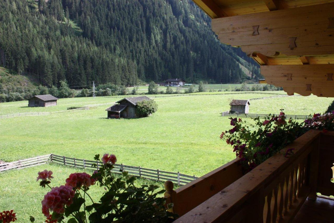 Landhaus Alpensonne Нойщифт им Щубайтал Екстериор снимка