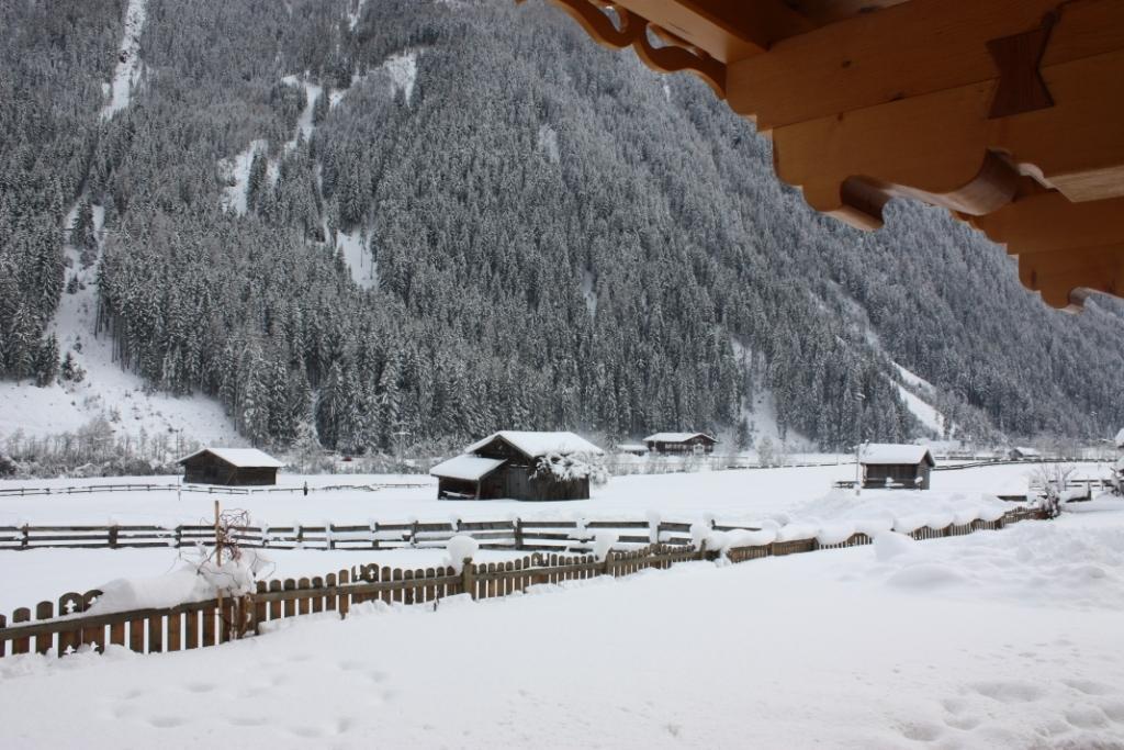 Landhaus Alpensonne Нойщифт им Щубайтал Екстериор снимка
